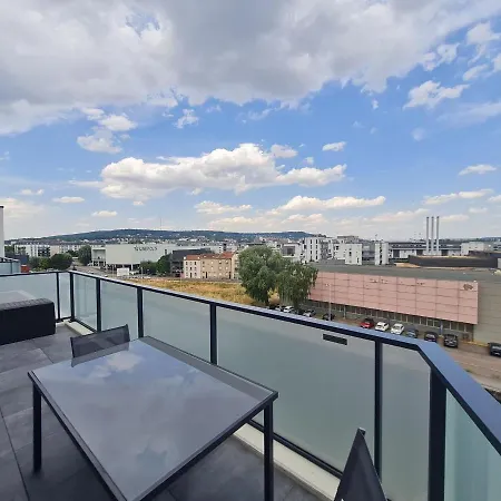 Apartment Recent Avec Balcon, Parking Et Internet A - Fr-1-584-300