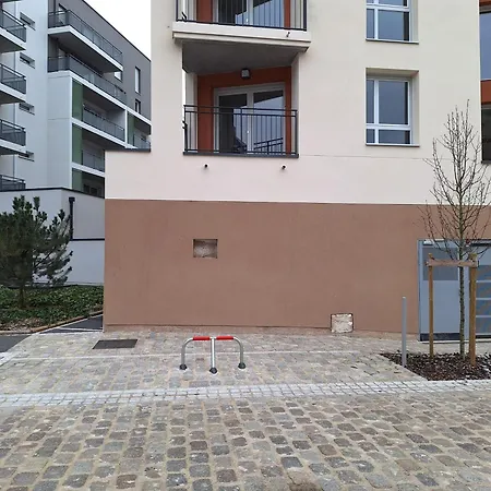 Apartment Recent Avec Balcon, Parking Et Internet A - Fr-1-584-300