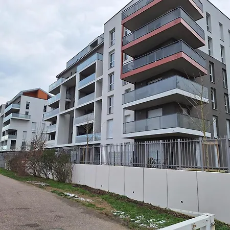 Apartment Recent Avec Balcon, Parking Et Internet A - Fr-1-584-300 Nancy